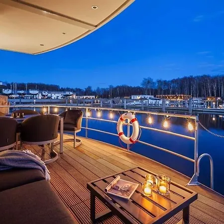 Hausboot Am - Lp8 Πλωτό κατάλυμα